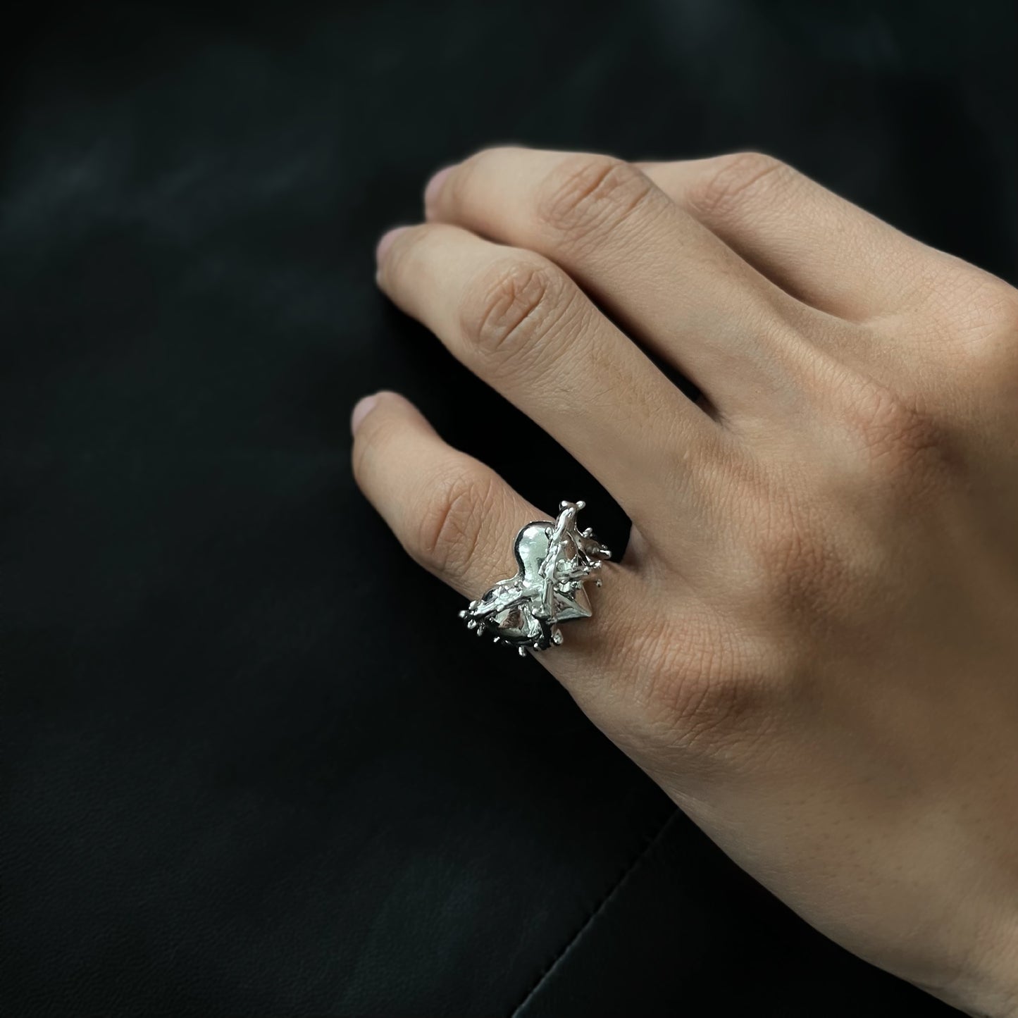 Thornheart Silver Ring