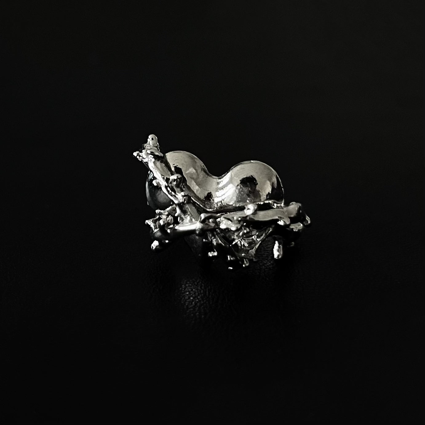 Thornheart Silver Ring