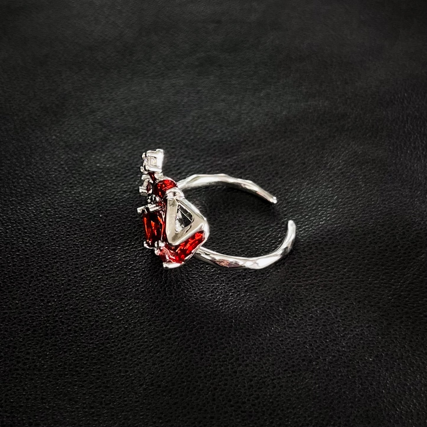 Gleam Bow Glaze Dripping Ring