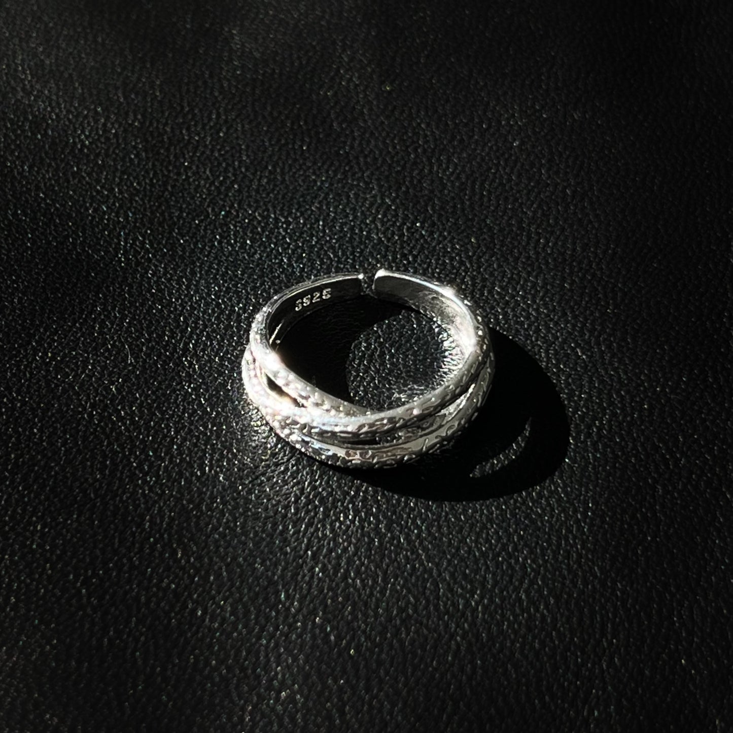 Circles Entwined Unisex Silver Ring