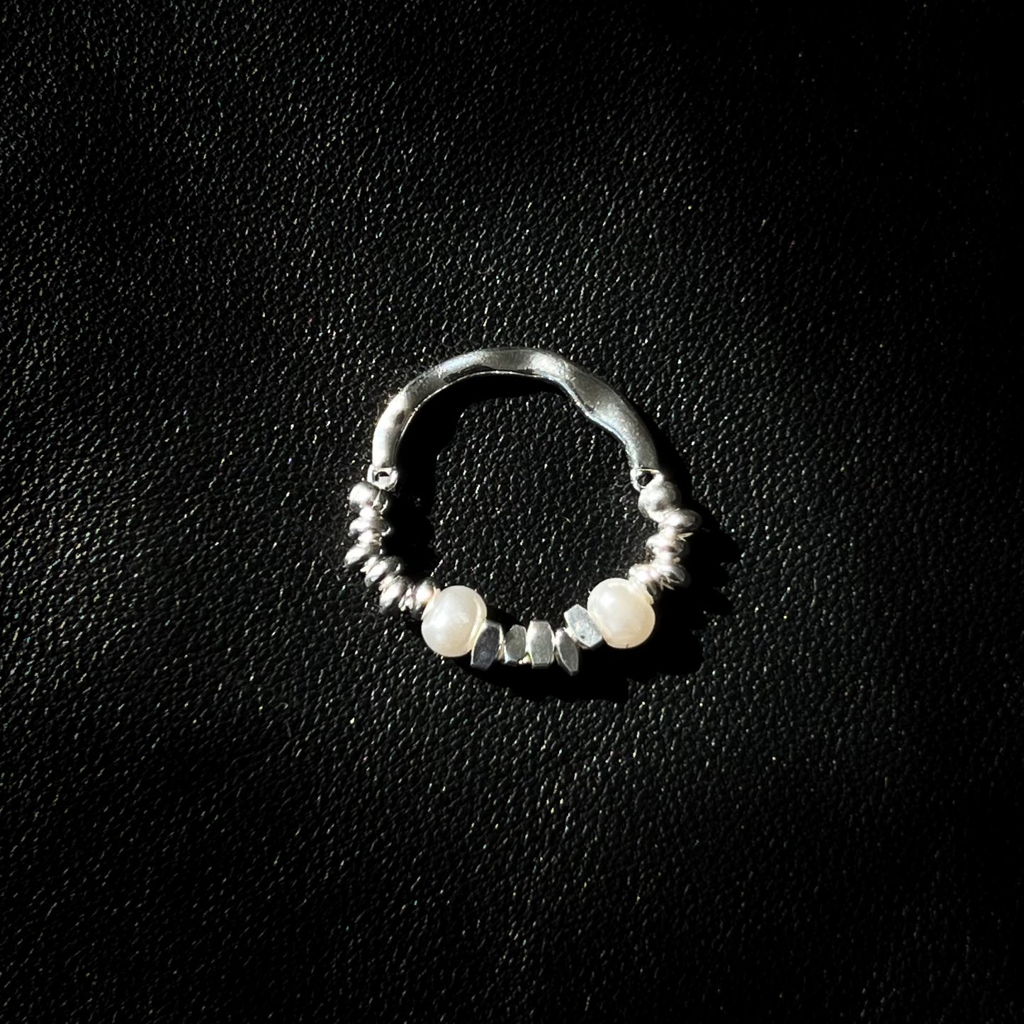 Gleaming Shards Elastic Ring