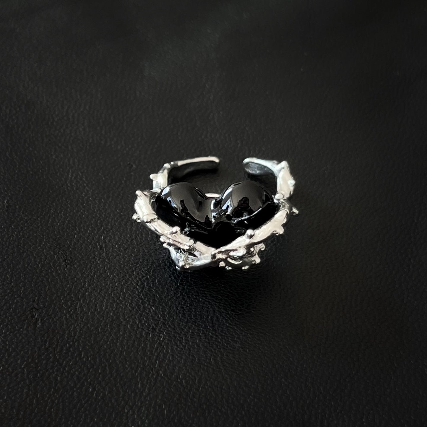 Blackthorn Heart Ring