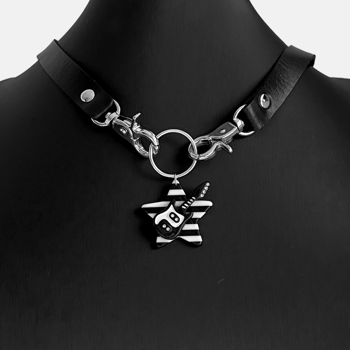 Rock Star black and white leather chocker