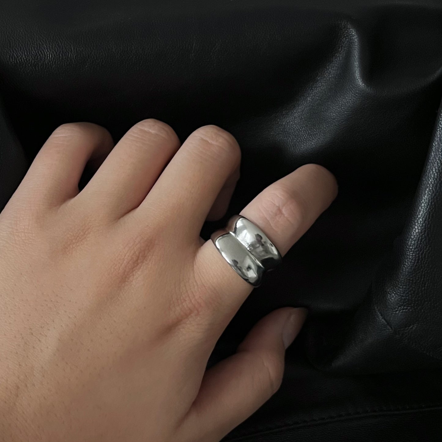 Silent Harmony Ring