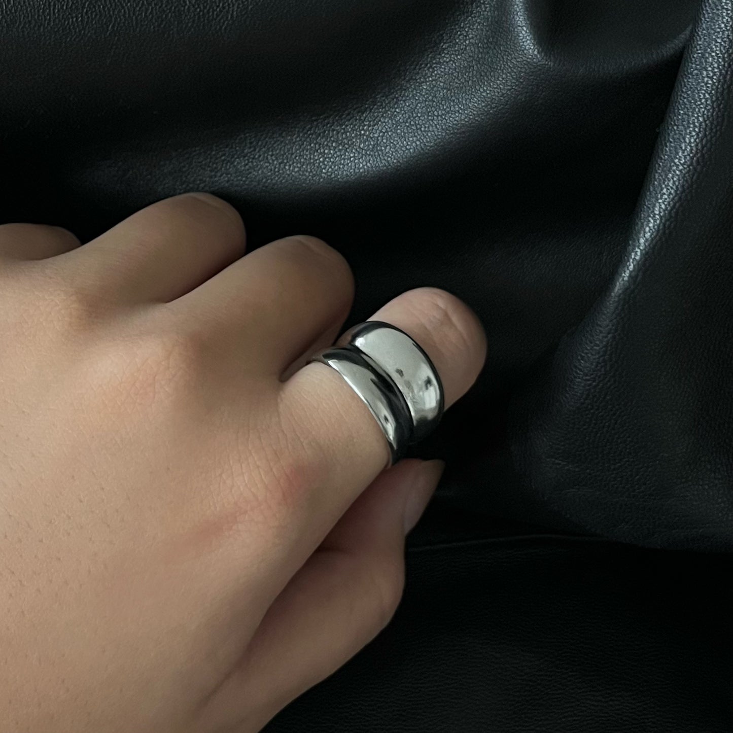 Silent Harmony Ring