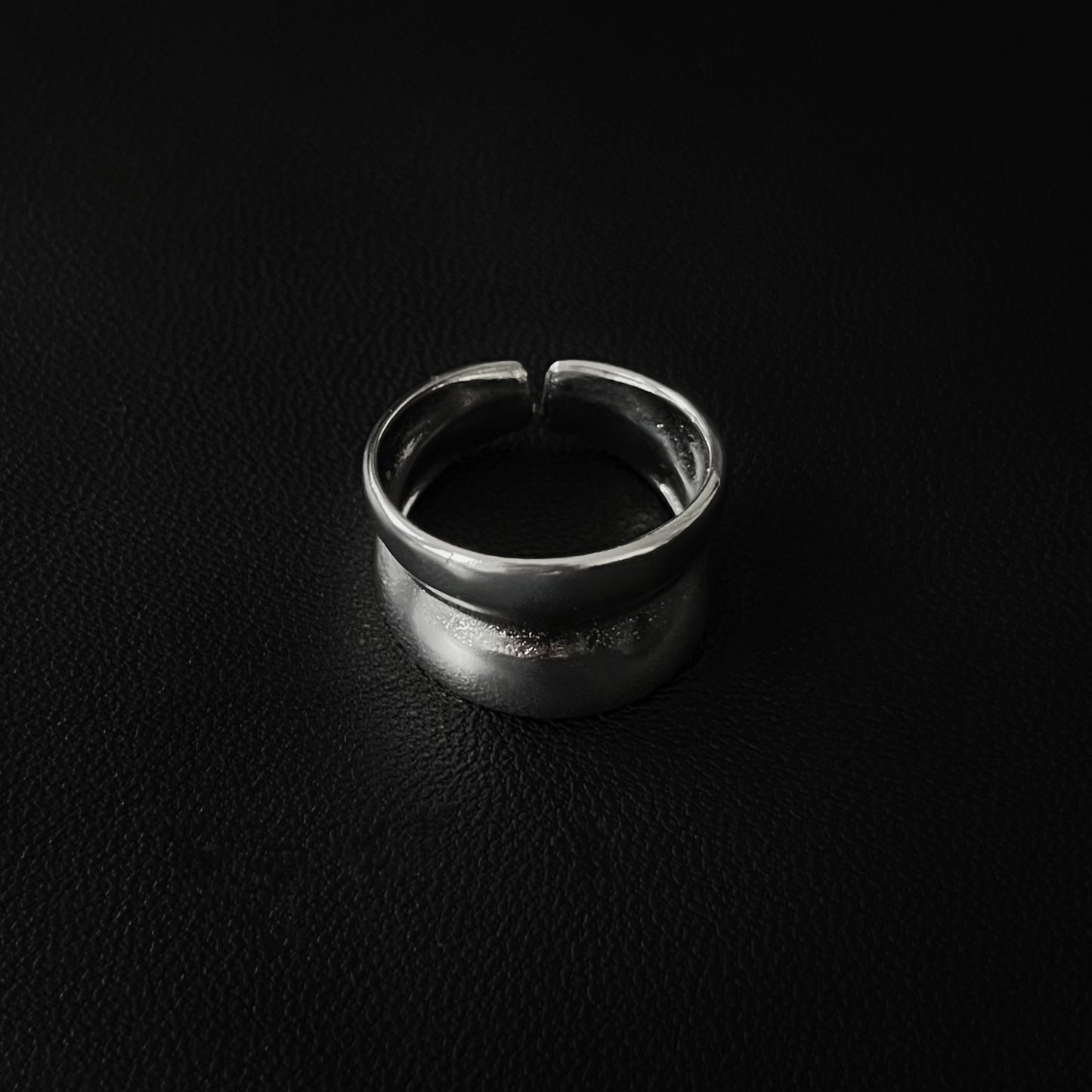 Silent Harmony Ring