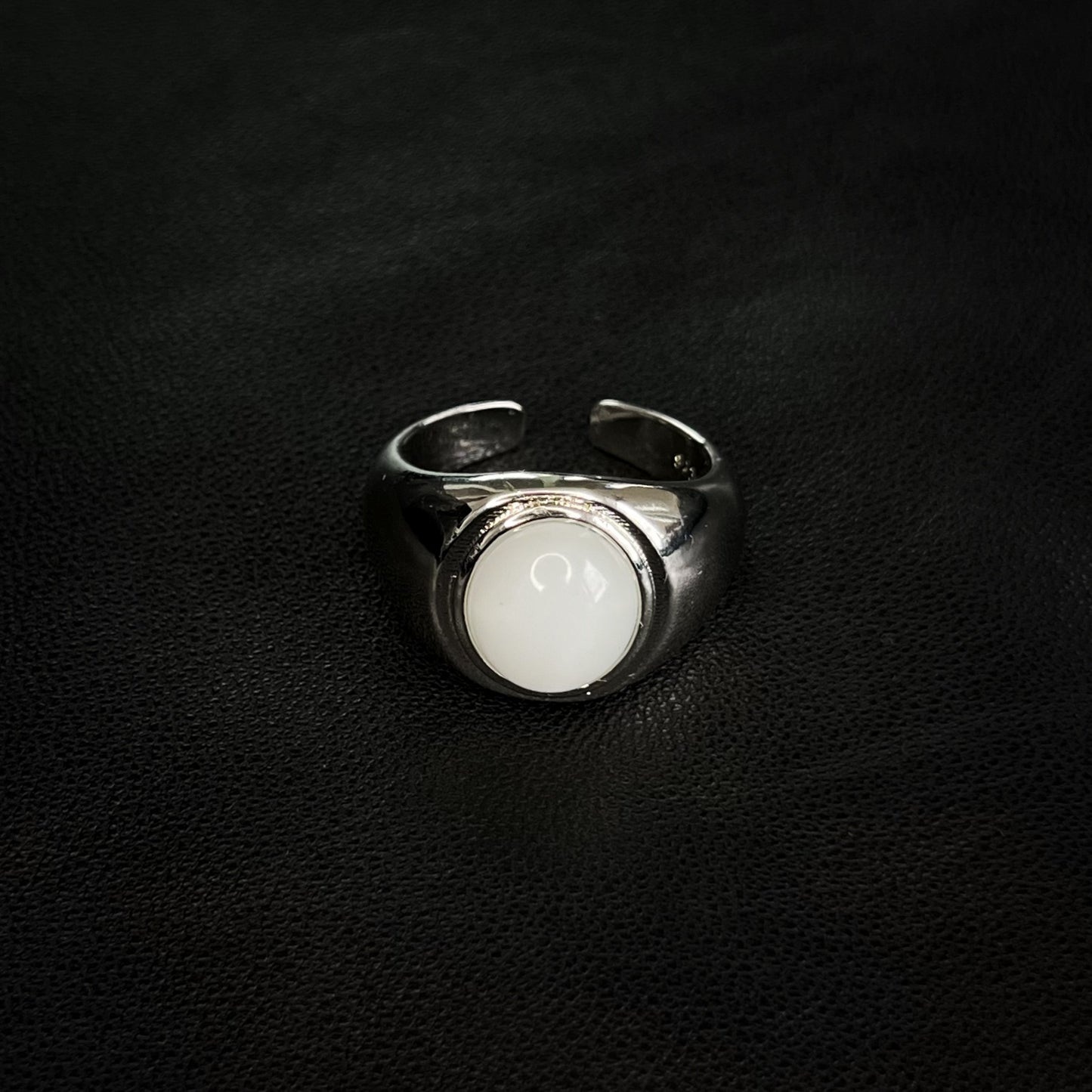 Whispering Stone Unisex Silver Ring