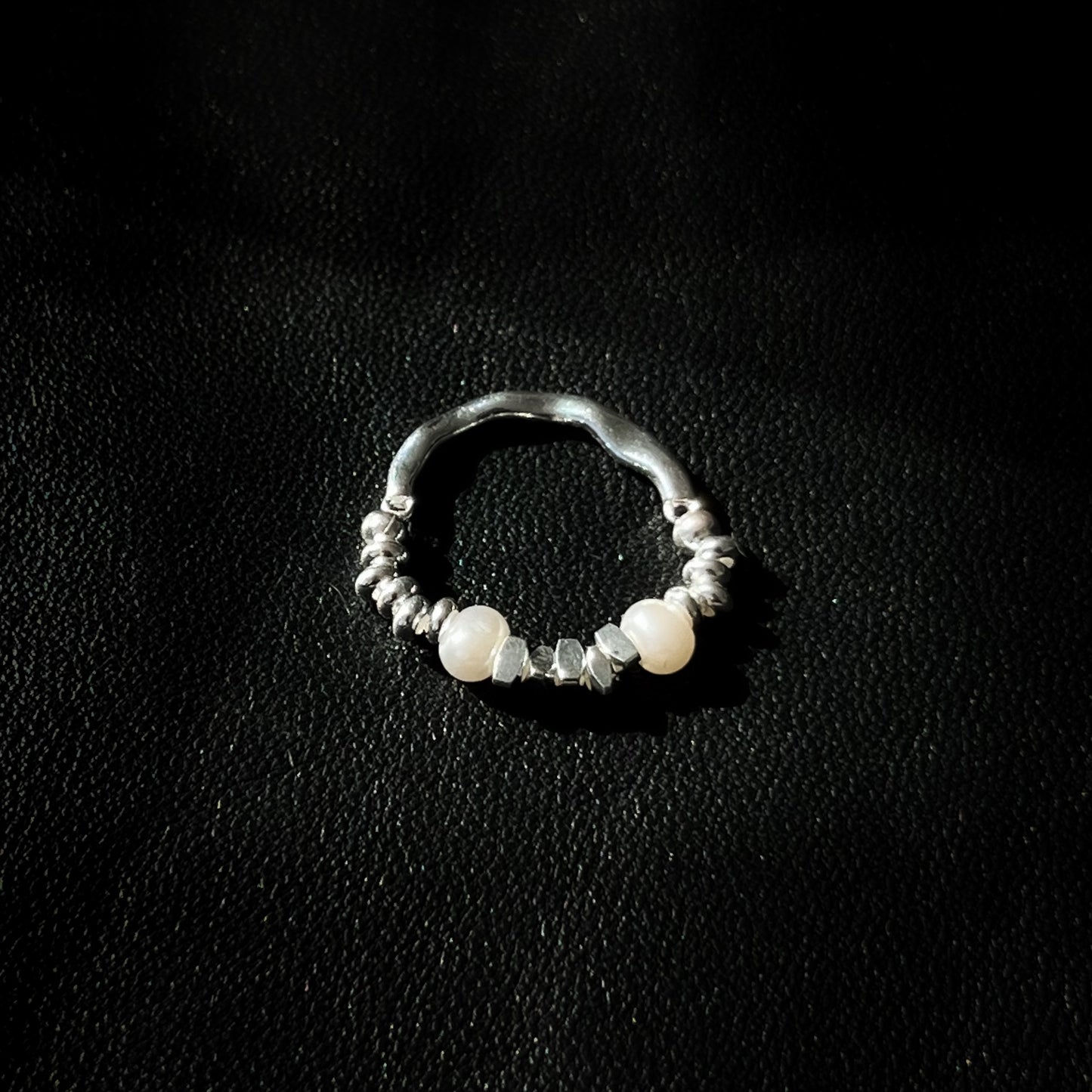 Gleaming Shards Elastic Ring