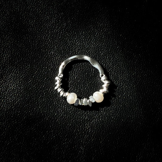 Gleaming Shards Elastic Ring