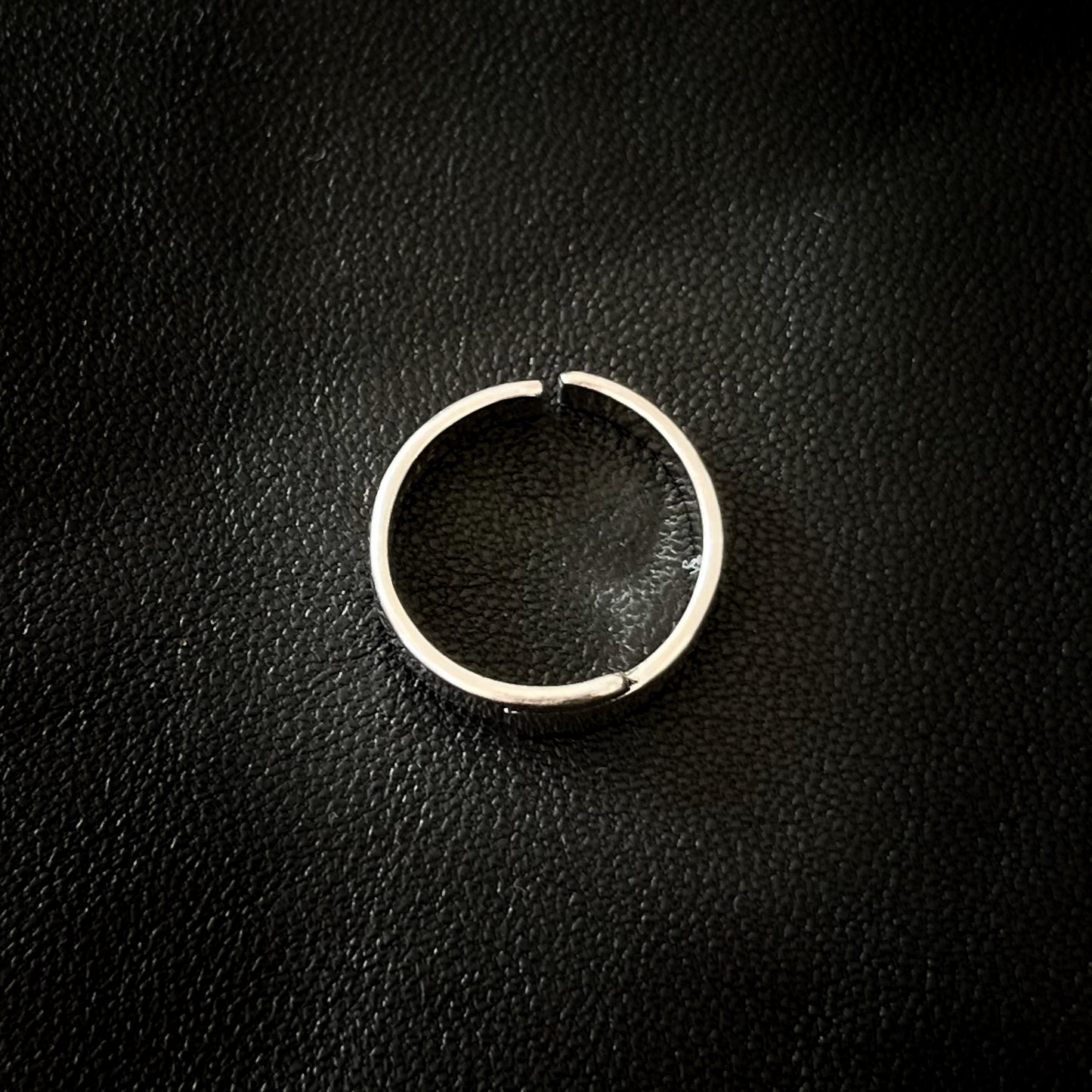 Geo Clasp Silver Ring