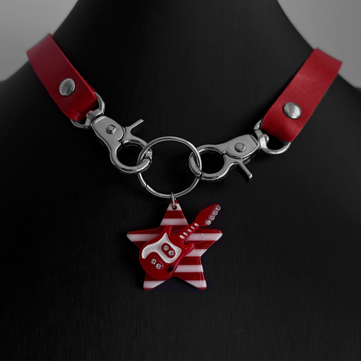 Rock Star red leather chocker
