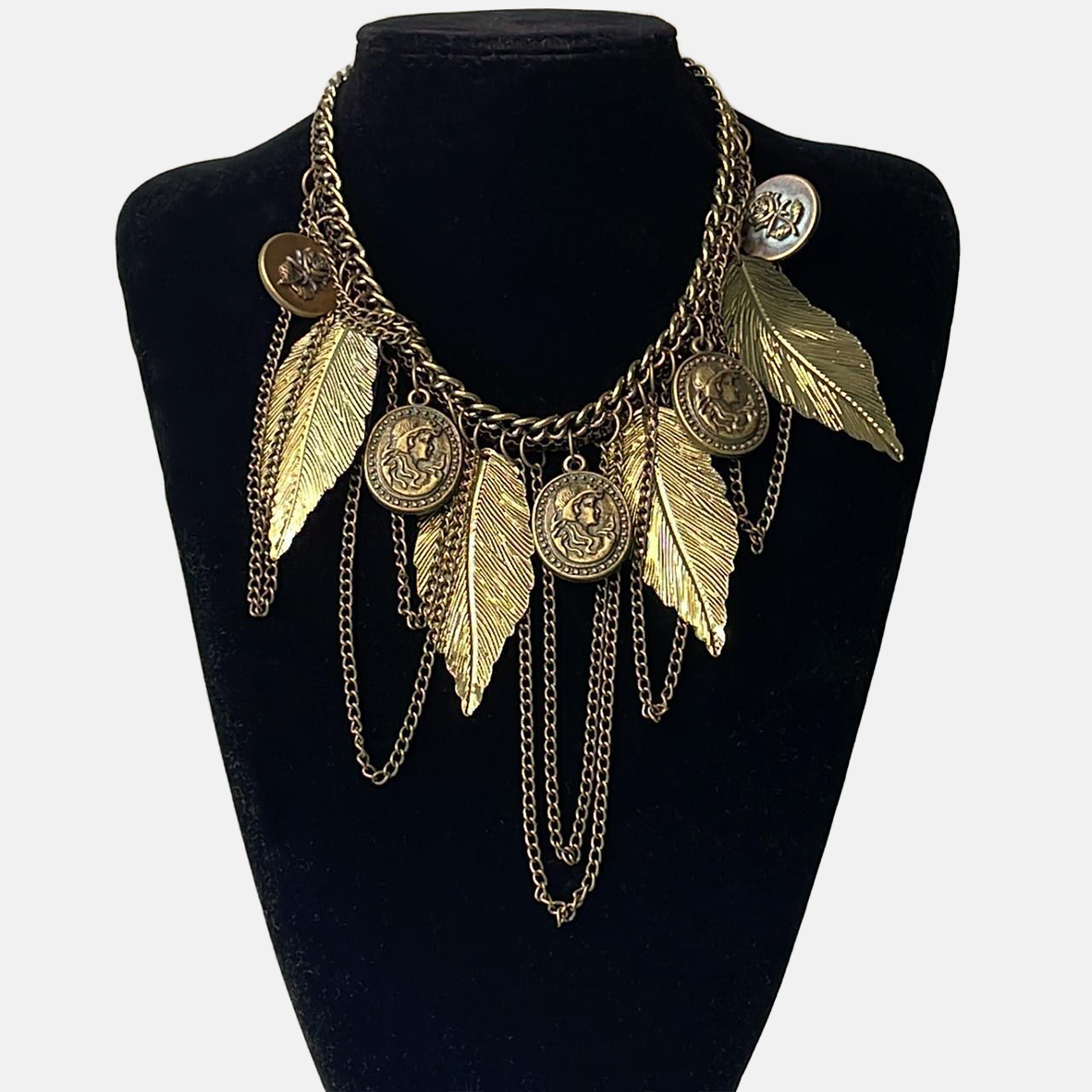 Oldmoney Golden Coin and Leafs Necklace